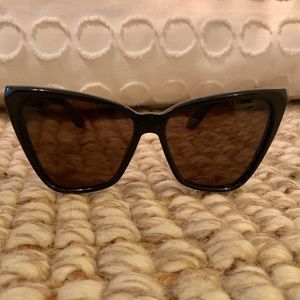 GIVENCHY 7032/s Sunglasses Cat Eye in Shiny Black